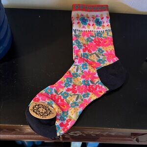 NATURAL LIFE Colorful Floral Socks